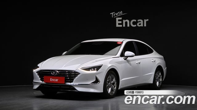 Hyundai Sonata 2.0 Premium Family — пробег 27 701 км — фото 1 из 5