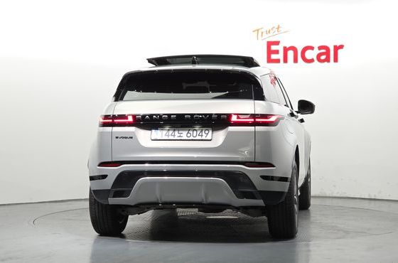 Land Rover Range Rover Evoque P250 Dynamic SE — пробег 5 027 км — фото 4 из 5