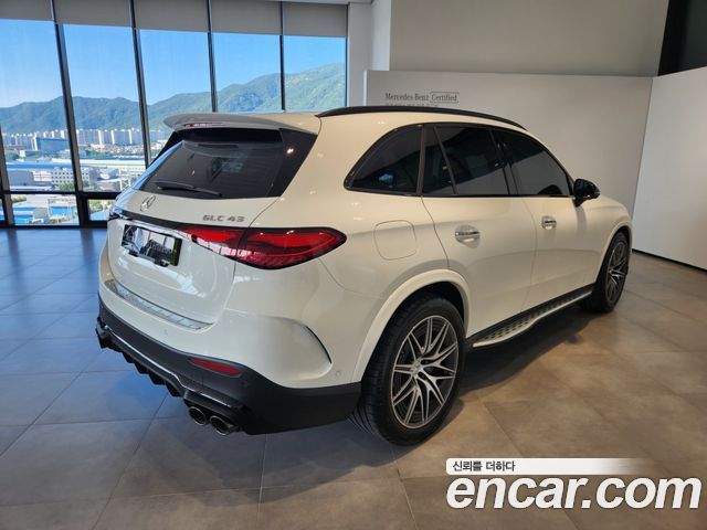 Mercedes-Benz GLC-Class AMG GLC43 4MATIC — пробег 11 572 км — фото 4 из 5