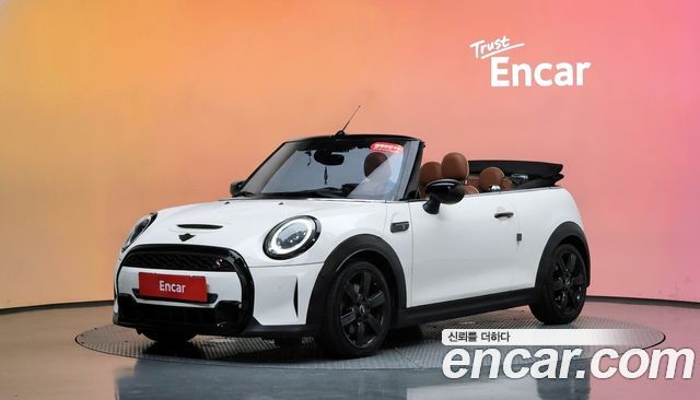 Mini Cooper Convertible Classic Third Generation — пробег 104 201 км — фото 1 из 5