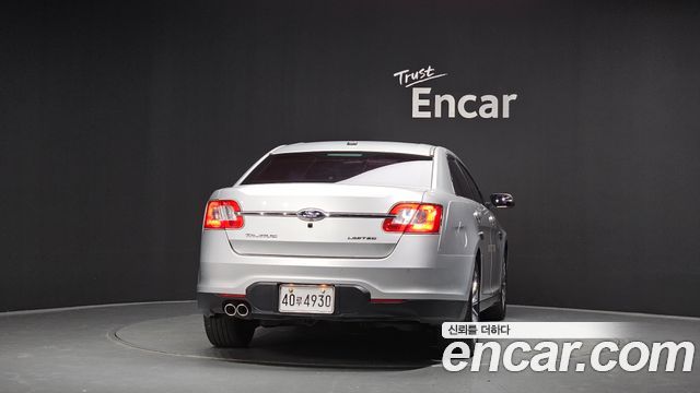 Ford Taurus из Кореи Encar