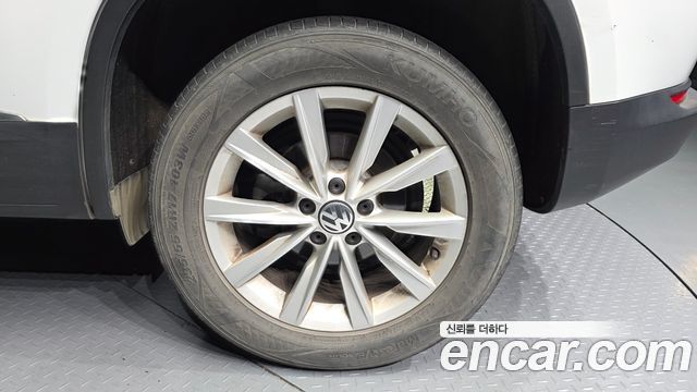 Volkswagen Tiguan из Кореи Encar
