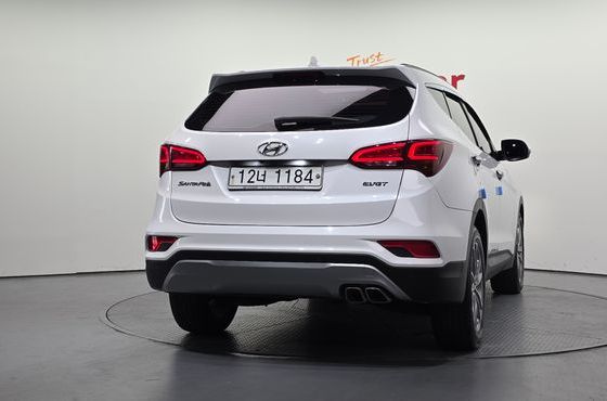 Hyundai Santafe Diesel 2.0 2WD Premium — пробег 111 469 км — фото 4 из 5