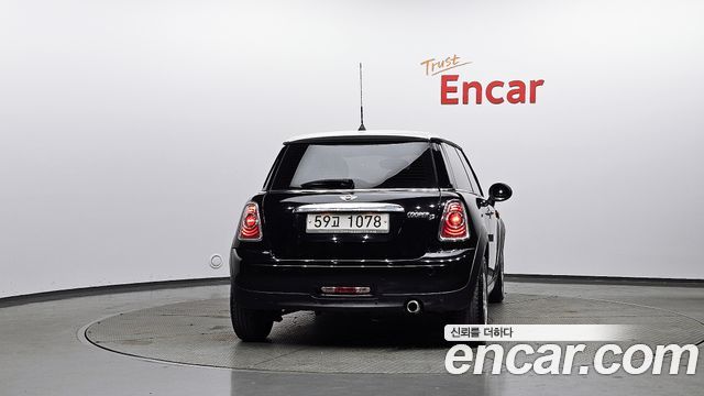 Mini Cooper из Кореи Encar