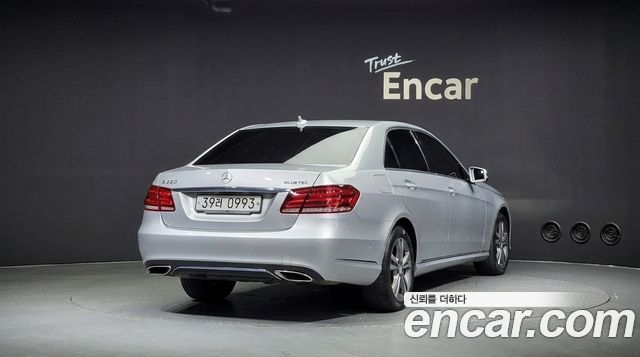 Mercedes-Benz E-Class E220 Bluetec Avantgarde — пробег 172 487 км — фото 2 из 5