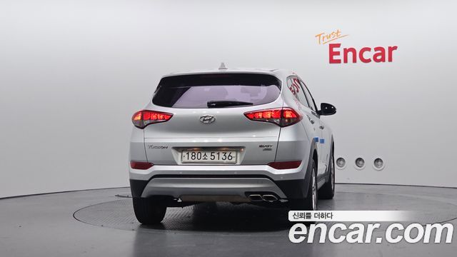 Hyundai Tucson Diesel 2.0 4WD Style Special — пробег 88 569 км — фото 4 из 5