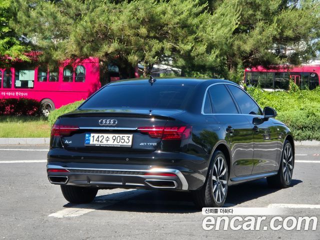 Audi A4 40 TFSI Premium — пробег 60 975 км — фото 4 из 5