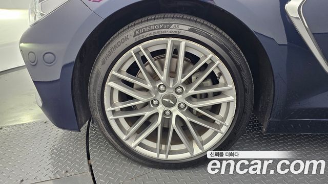 Genesis G70 из Кореи Encar