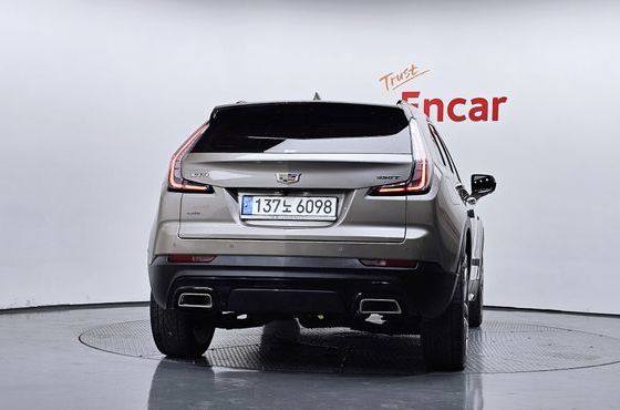 Cadillac XT4 2.0 Sport AWD — пробег 85 557 км — фото 4 из 5