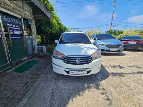 Ssangyong KORANDO 4WD Extreme 9-seater — пробег 160 000 км — фото 3 из 5