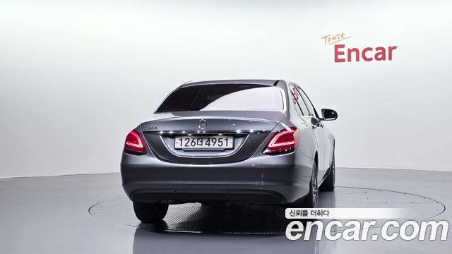 Mercedes-Benz C-Class из Кореи Encar