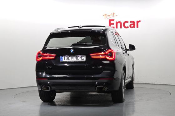 BMW X3 xDrive 20i — пробег 34 768 км — фото 2 из 5