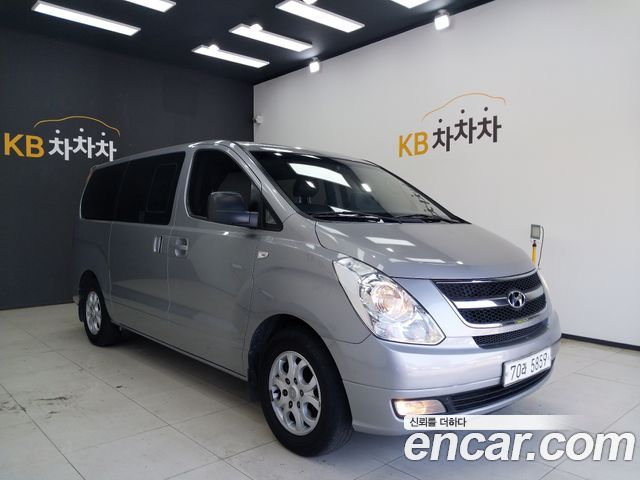 Hyundai Starex 11-Seater Wagon CVX Premium — пробег 172 000 км — фото 2 из 5