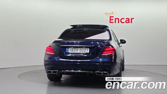 Mercedes-Benz E-Class E63 AMG 4MATIC+ — пробег 105 943 км — фото 4 из 5