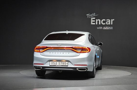 Hyundai Grandeur 2.4 Premium — пробег 33 600 км — фото 4 из 5
