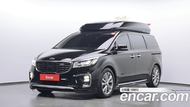 Kia Carnival Gasoline 9-Seater Hi-Limousine Noblesse Special — пробег 214 856 км — фото 1 из 5