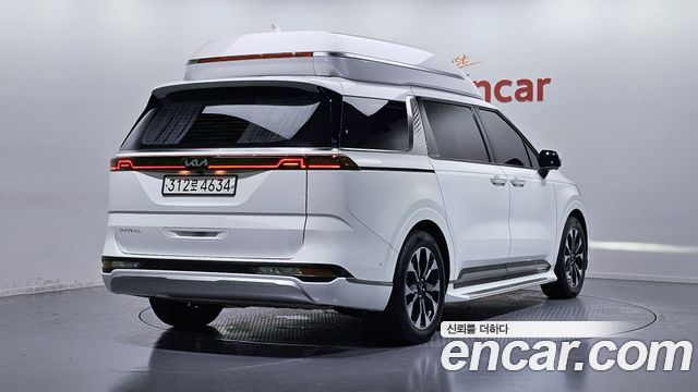 Kia Carnival 7-Seater Hi-Limousine Signature — пробег 58 254 км — фото 2 из 5