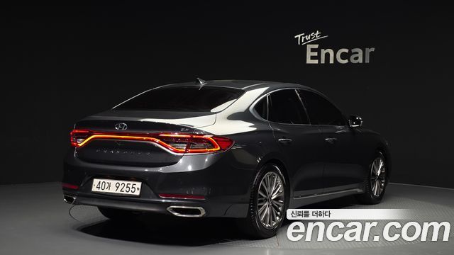 Hyundai Grandeur 3.3 Celebrity — пробег 176 951 км — фото 2 из 5
