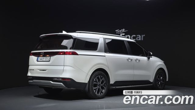 Kia Carnival из Кореи Encar