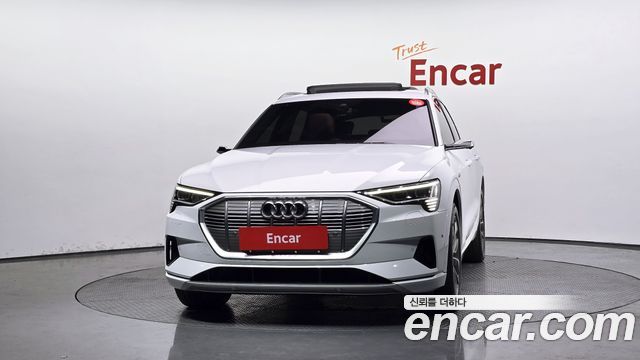 Audi e-tron 55 Quattro — пробег 83 974 км — фото 3 из 5