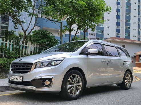 Kia Carnival 9-seater Prestige — пробег 202 870 км — фото 1 из 5