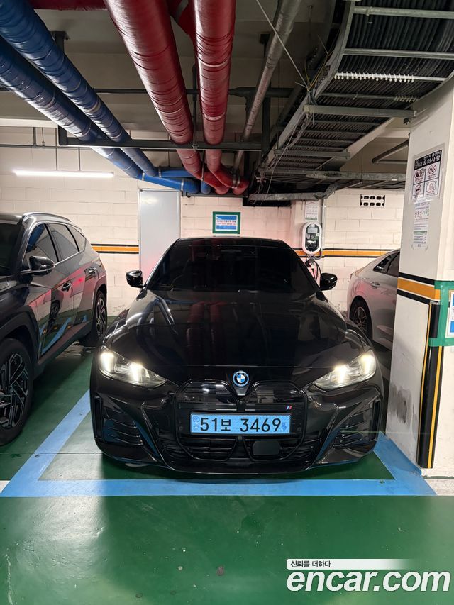 BMW i4 M50 Pro — пробег 15 000 км — фото 3 из 5
