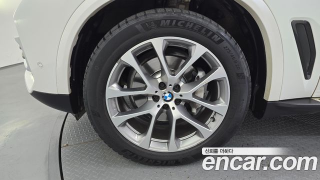 BMW X5 xDrive 30d xLine — пробег 105 913 км — фото 5 из 5