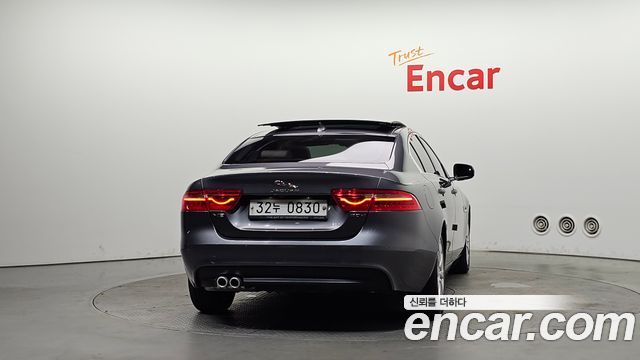 Jaguar XE из Кореи Encar