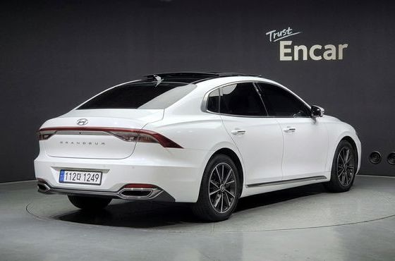 Hyundai Grandeur 2.5 Le Blanc — пробег 81 105 км — фото 2 из 5