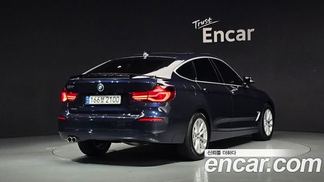 BMW Gran Turismo GT 320d xDrive Premium — пробег 69 987 км — фото 2 из 5