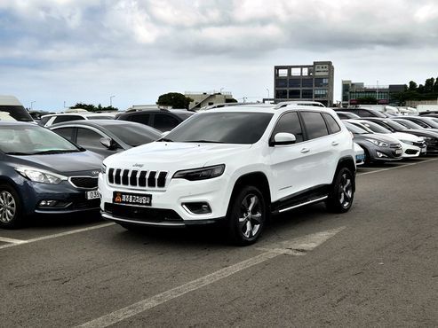 Jeep Cherokee 2.4 Limited AWD — пробег 40 000 км — фото 1 из 5