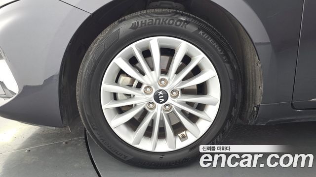 Kia K7 из Кореи Encar