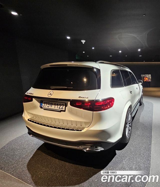 Mercedes-Benz GLS-Class GLS450d 4MATIC — пробег 9 500 км — фото 2 из 5