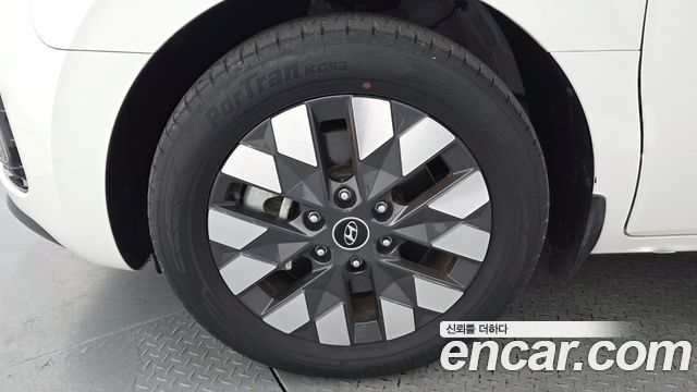 Hyundai Staria из Кореи Encar