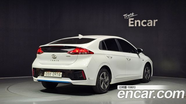 Hyundai Ioniq из Кореи Encar