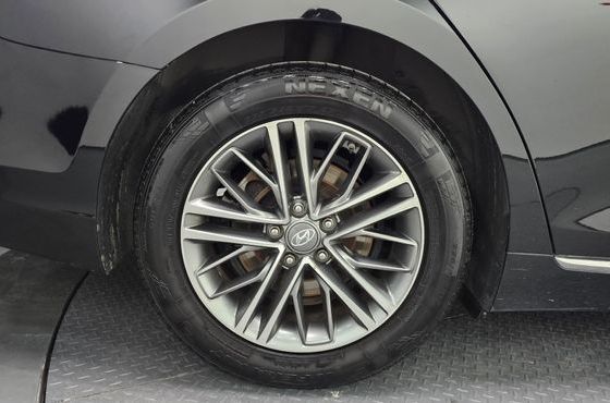 Hyundai Grandeur 2.2 Diesel Premium — пробег 235 689 км — фото 5 из 5