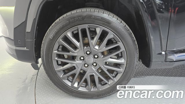 Jeep Compass S 2.4 AWD — пробег 39 500 км — фото 5 из 5