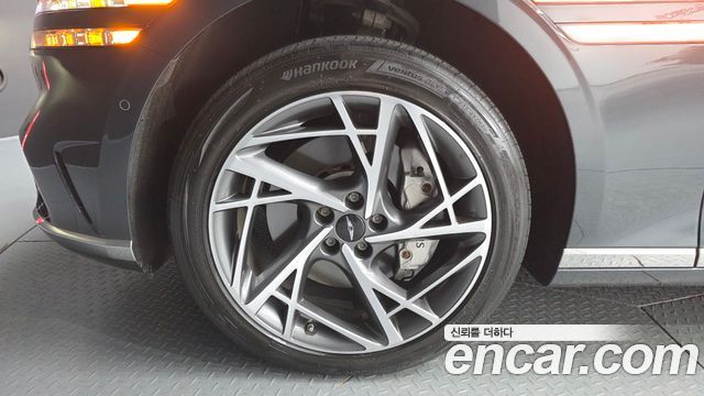 Genesis G90 из Кореи Encar