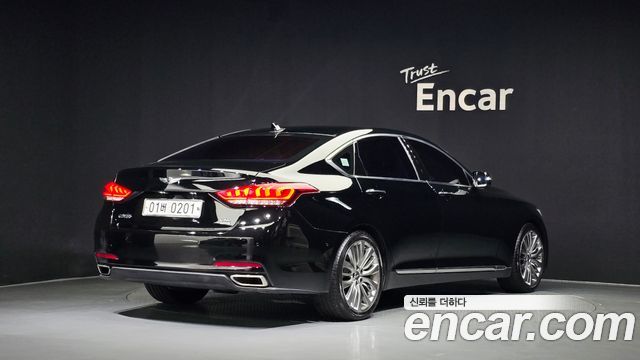 Hyundai Genesis из Кореи Encar