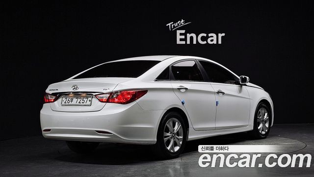 Hyundai Sonata Premier High-Deluxe — пробег 103 744 км — фото 2 из 5