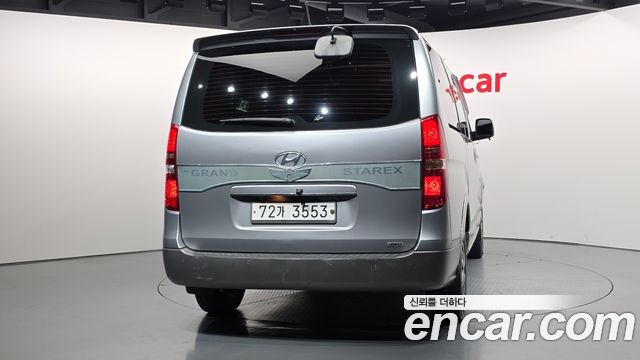Hyundai Starex 4WD 12-Seater Wagon Modern Special — пробег 138 020 км — фото 4 из 5