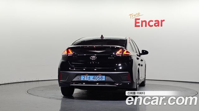 Hyundai Ioniq N — пробег 36 684 км — фото 4 из 5