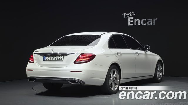 Mercedes-Benz E-Class из Кореи Encar