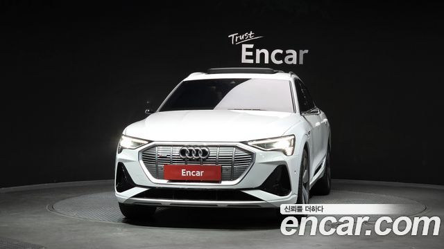 Audi e-tron из Кореи Encar
