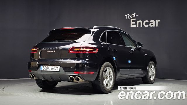 Porsche Macan из Кореи Encar