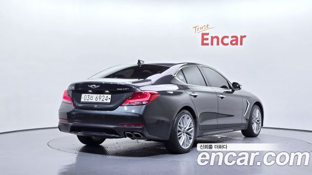 Genesis G70 из Кореи Encar