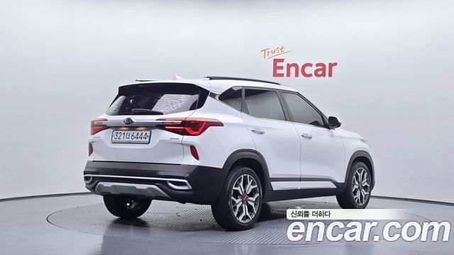 Kia Seltos из Кореи Encar