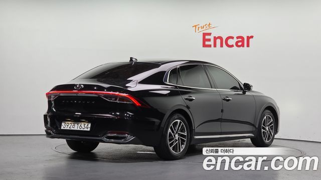 Hyundai Grandeur из Кореи Encar