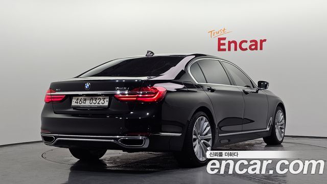 BMW 7-Series 750Li xDrive Luxury — пробег 115 665 км — фото 2 из 5
