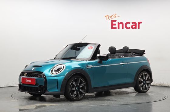 Mini Cooper Convertible Seaside Edition 3rd — пробег 21 616 км — фото 1 из 5